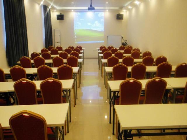 Jinjiang Inn Panjin Shiyou Avenue Bagian luar foto